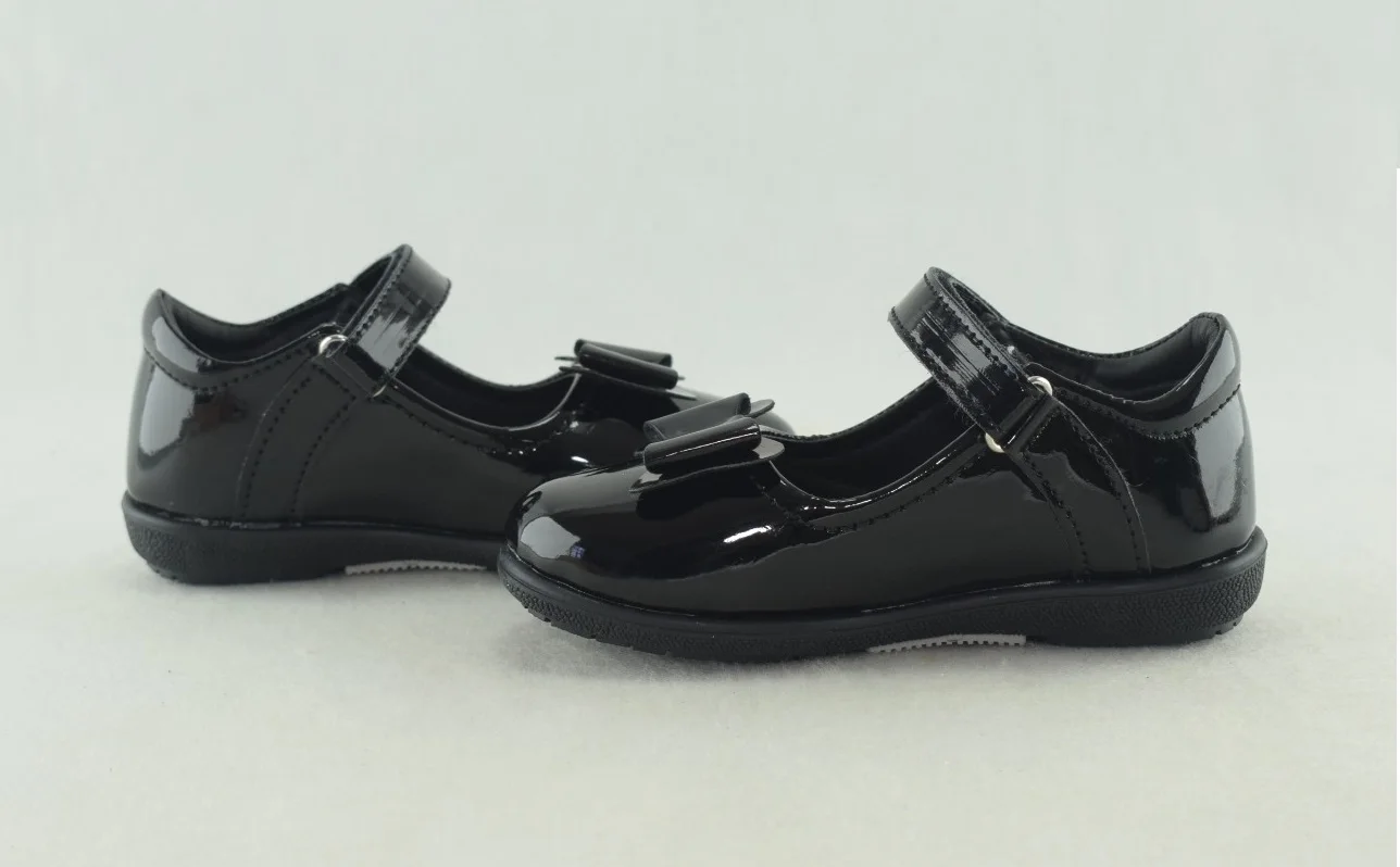 781-mocassin fille 2023-2024 noir brillant 26-30