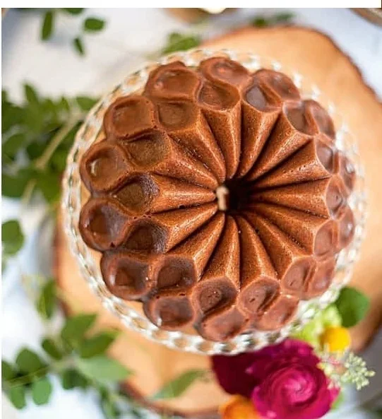 926 - Moule à gâteau, cake rond en granit