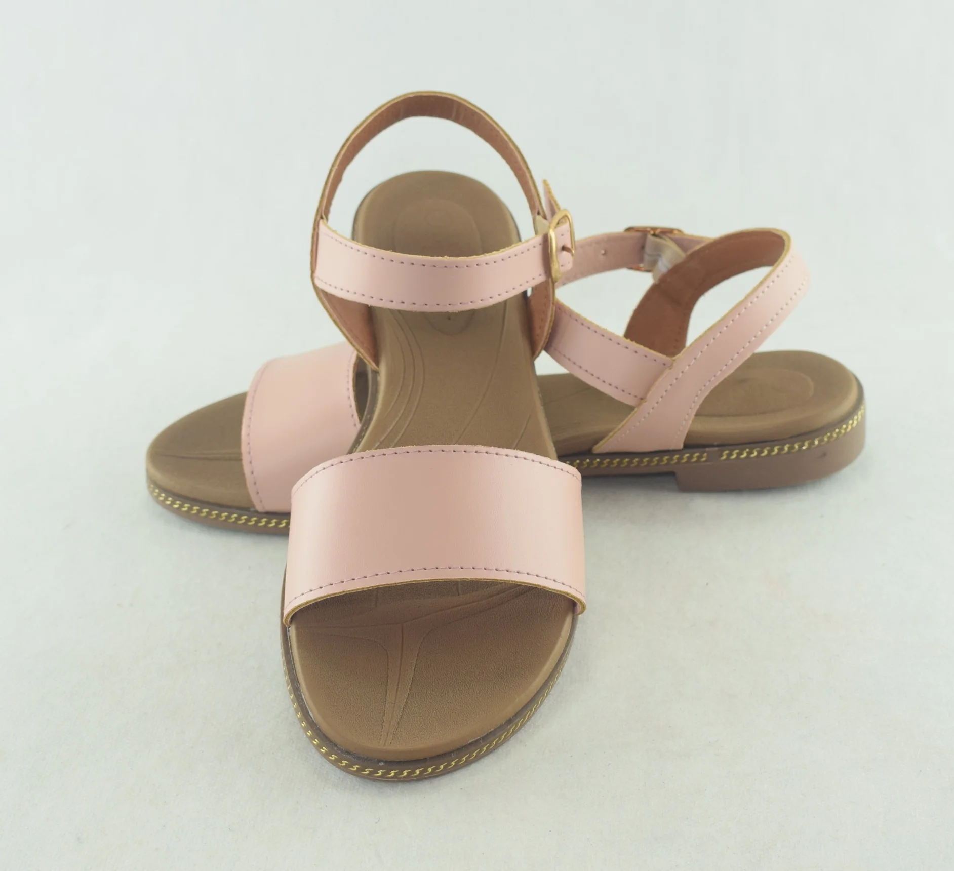 559-Sandales femme plate et légère tendance 2023-2024 Rose
