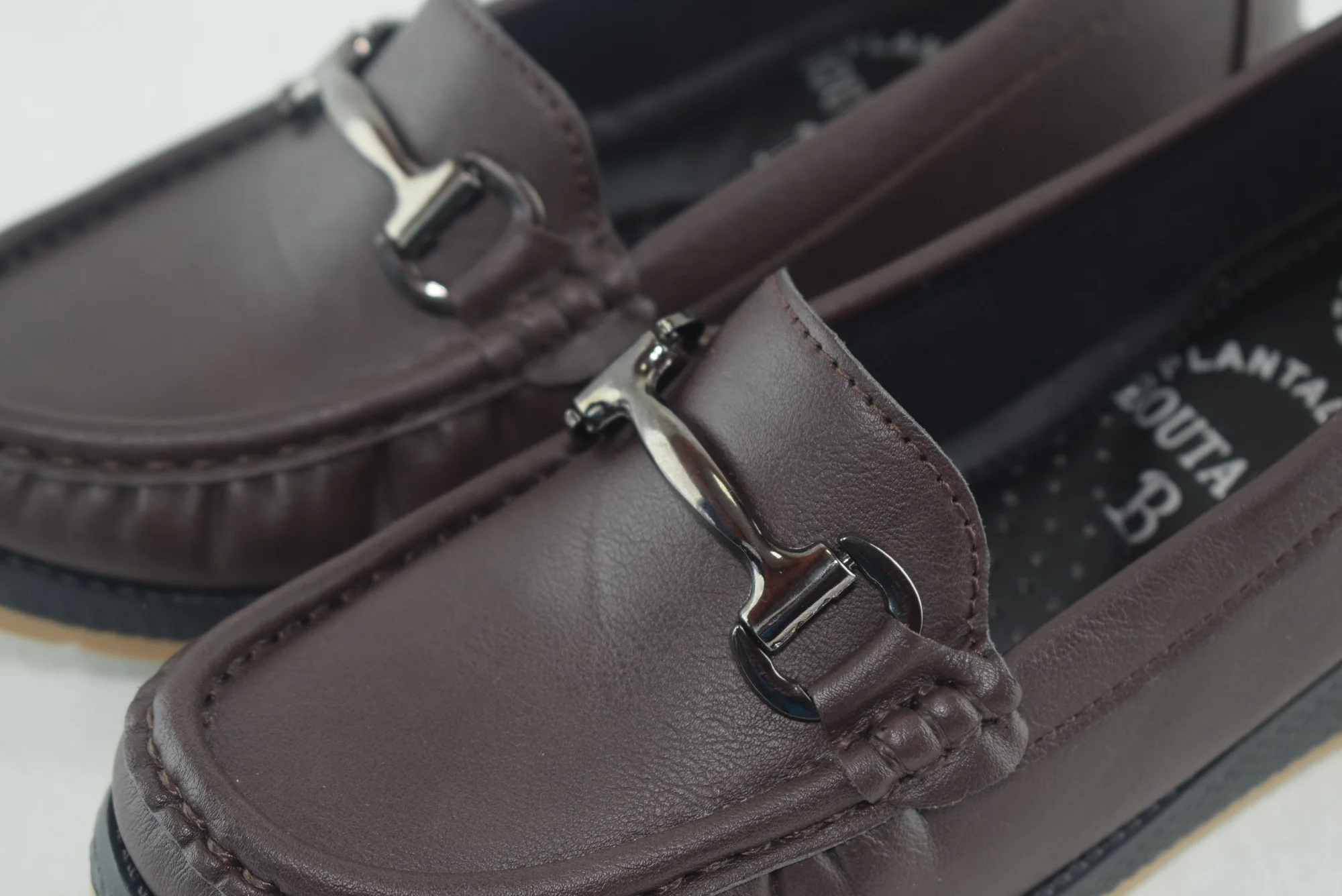 500 - Mocassins pour femme chic et simple