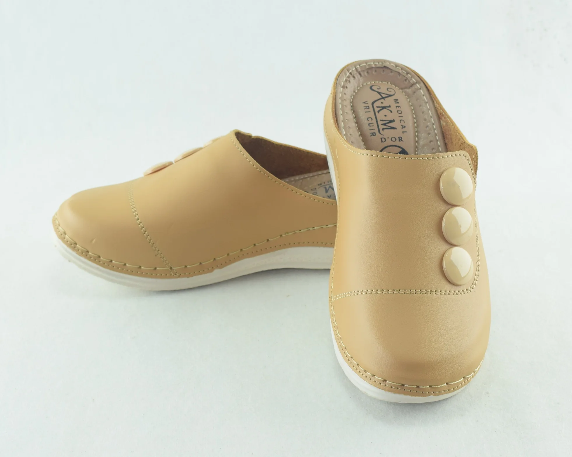 595 - Sabot medicale pour femme tendance 2023- Marron