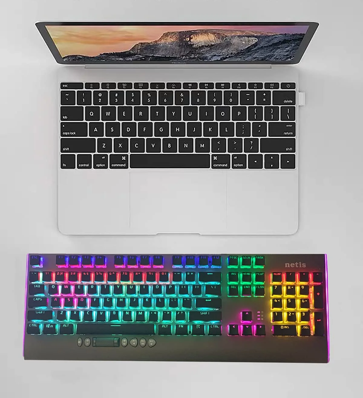600 - Clavier de jeu mécanique filaire arc-en-ciel rétroéclairé Cherry MX Red Switchs - K3101FA