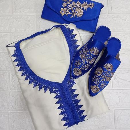 373-Babouches femme brodé en tissu avec sac et kandoura - bleu