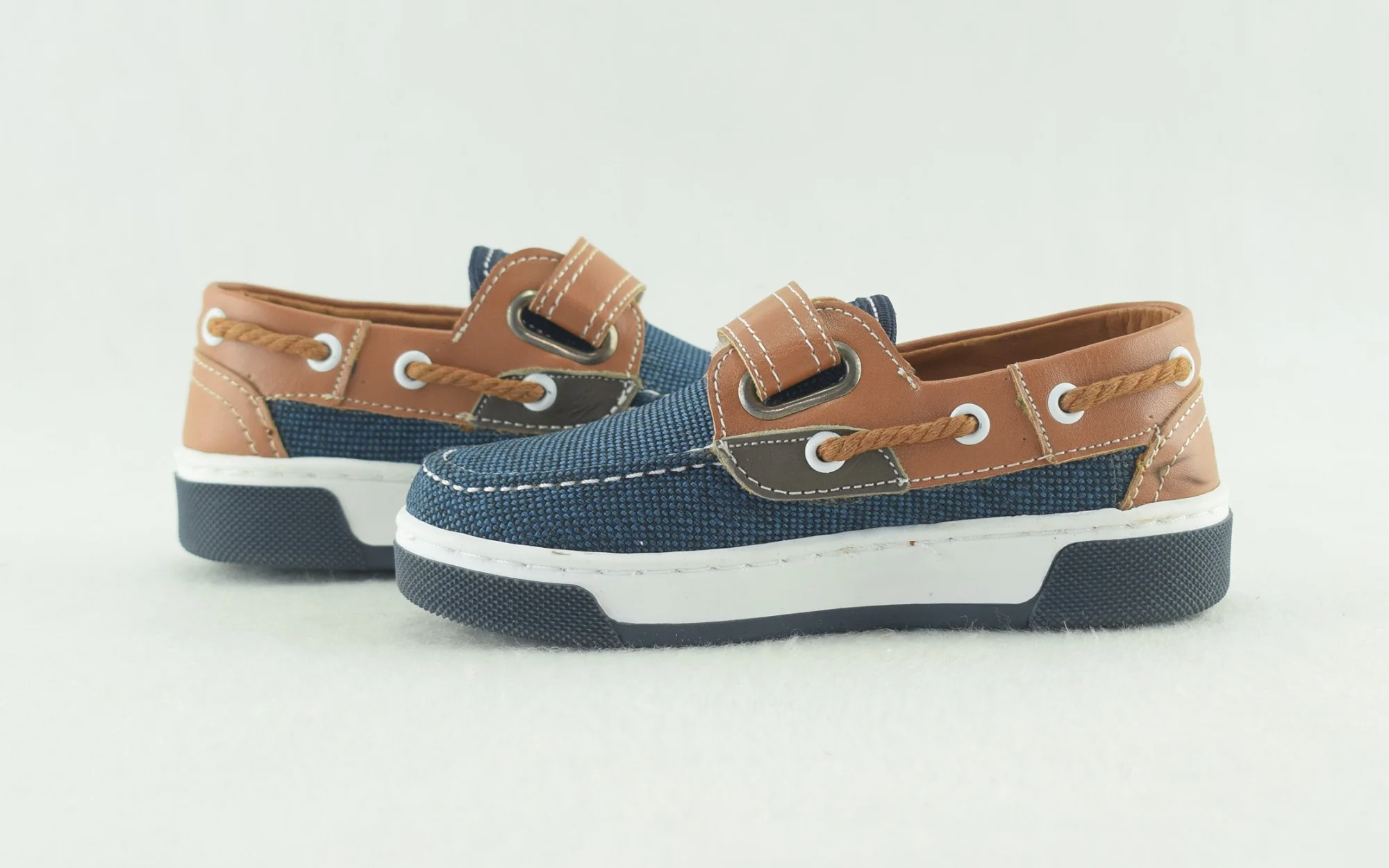 699-mocassins pour enfants style nautique
