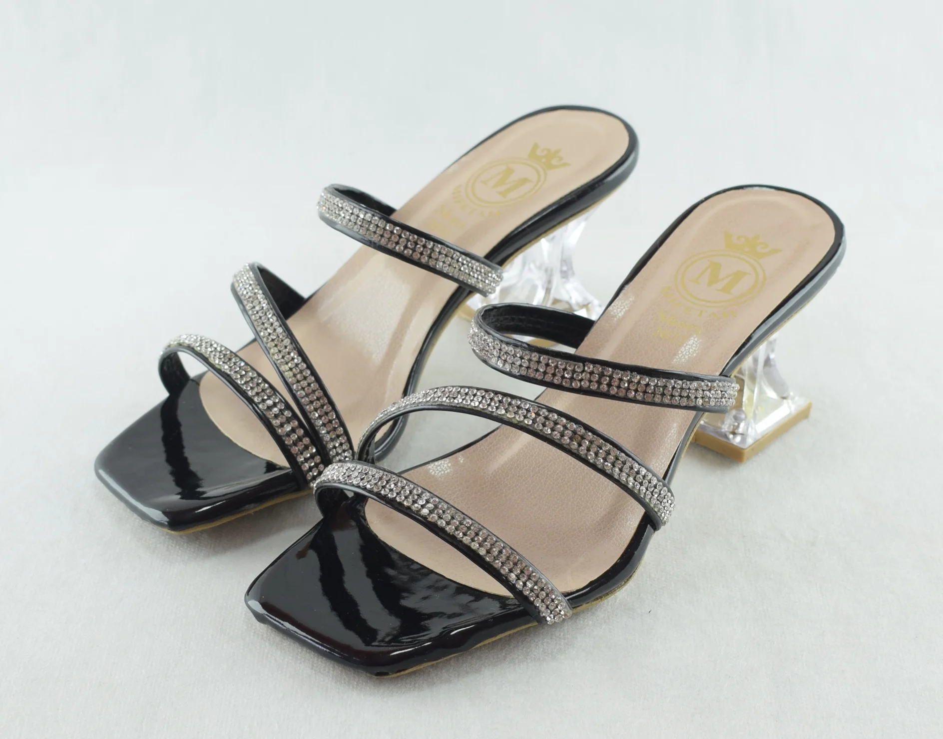 444-sandales élégant pour femme avec talon transparent 2023-2024 Noir