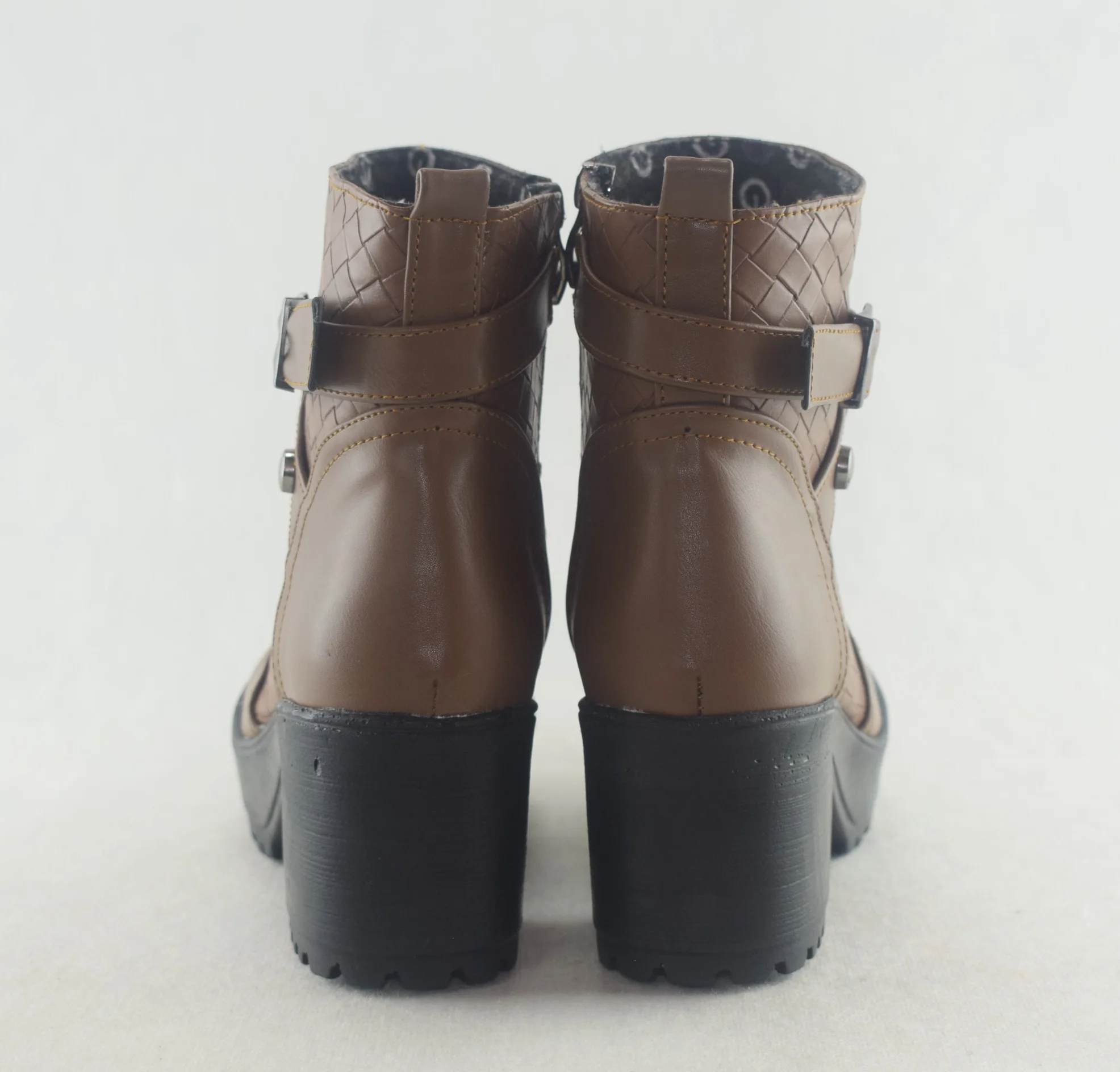 522 - Bottes pour femme chic en cuir tendance hiver 2023 - Marron