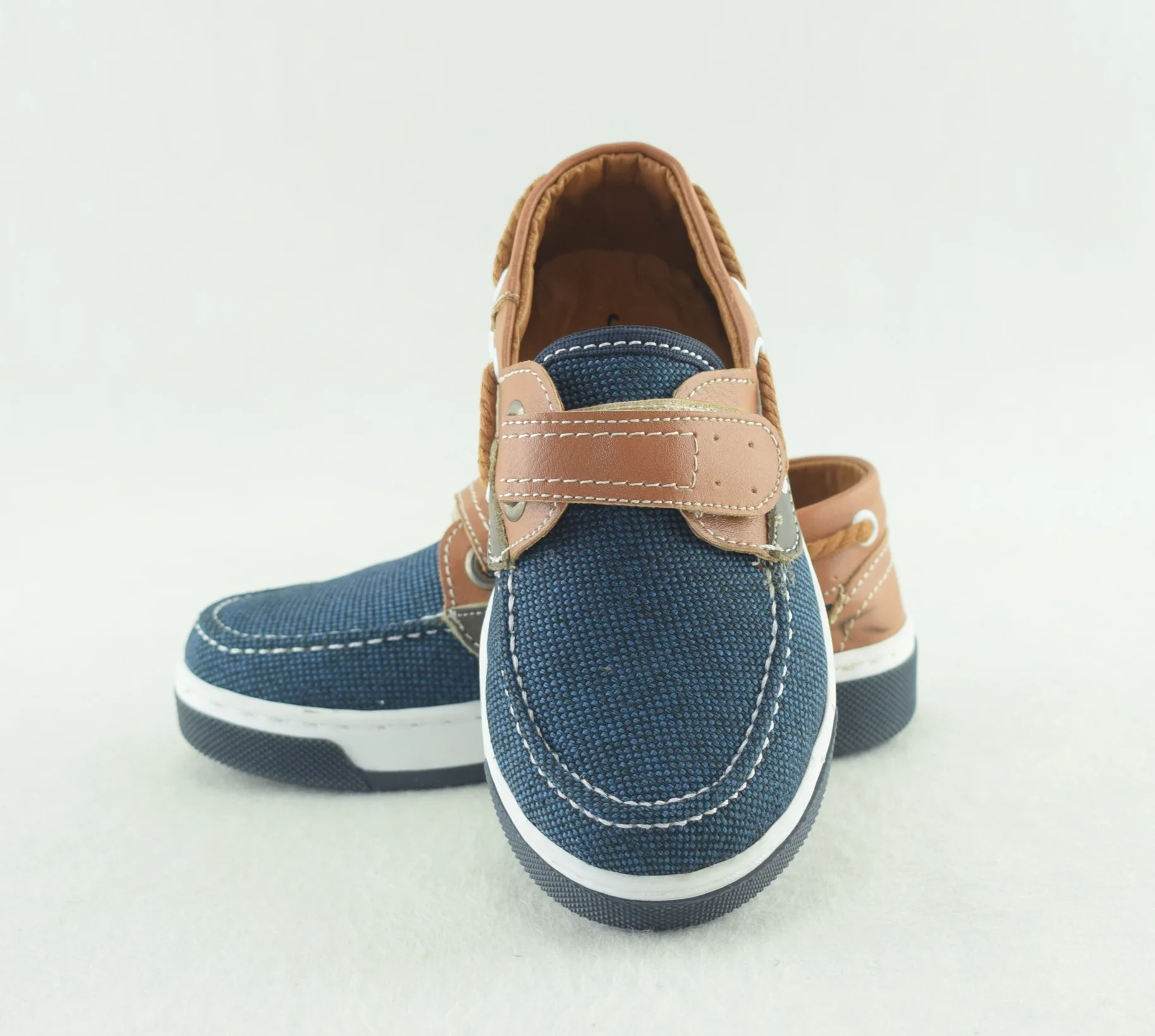 699-mocassins pour enfants style nautique