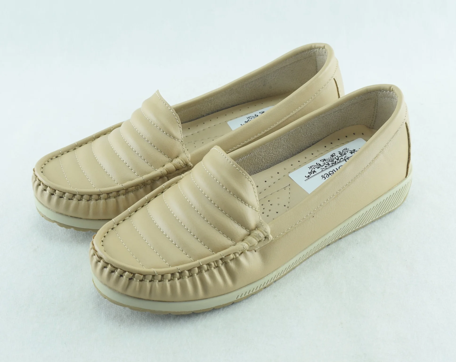 707 - Mocassins pour femme chic et simple - beige