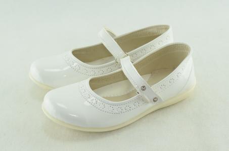 666-Chaussure fille Blanc mode 2023-2024