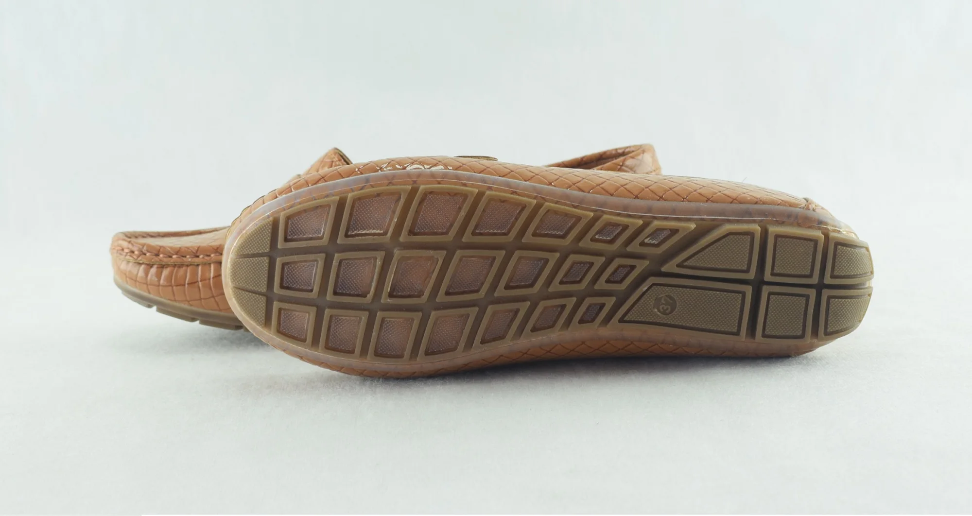 806 - Mocassins pour femme tendance 2023 - 2024  Marron