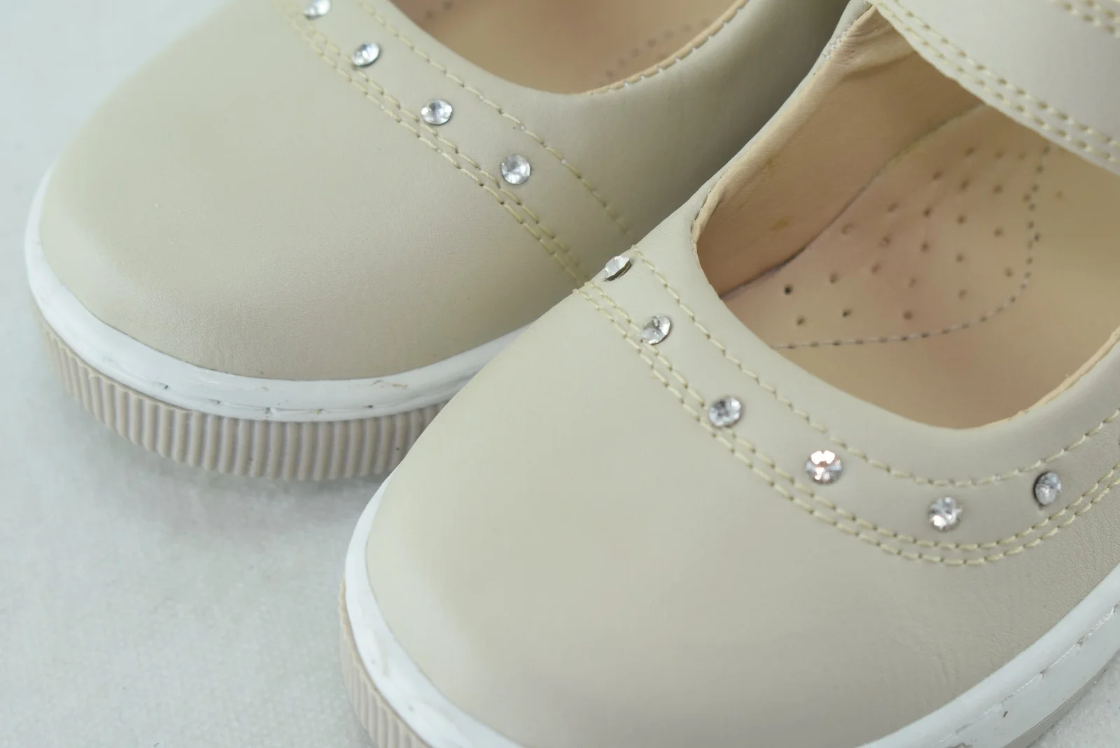 779-Mocassin fille Beige 2023-2024
