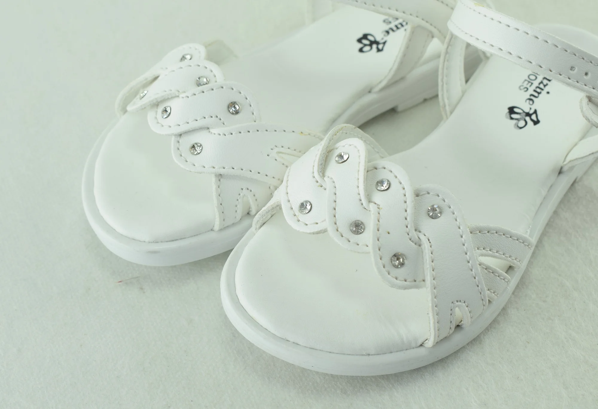 720-Sandale pour fille légère et confortable taille 20 à 34 Blanc