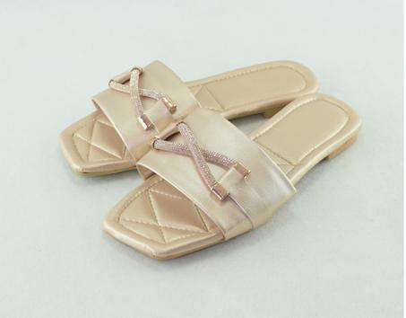 735 - Sandales femme tendance été 2023-2024 doré