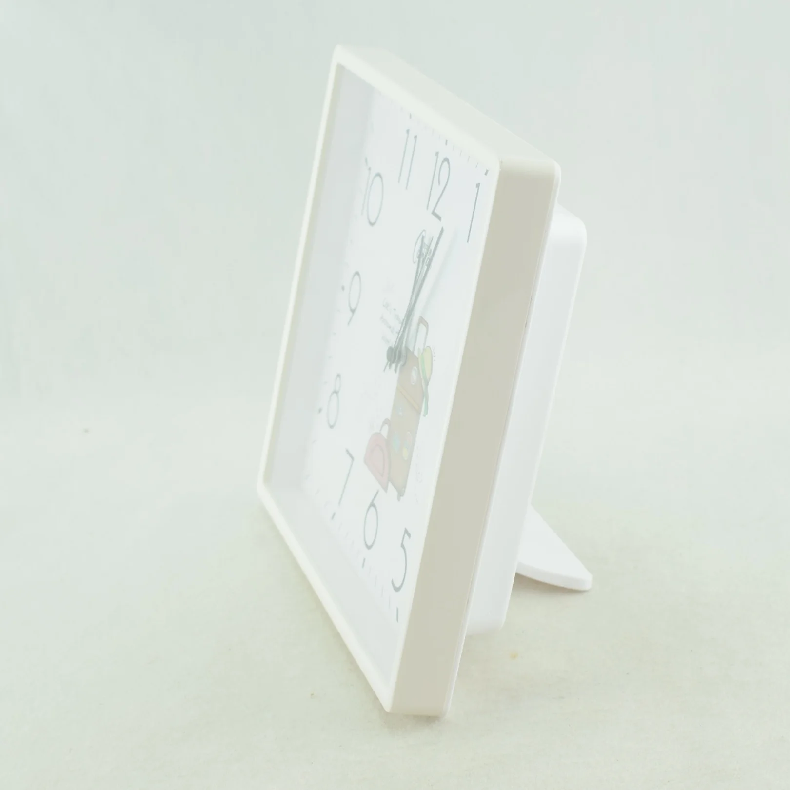 812 - Horloge murale carrée à quartz 2023-Blanc