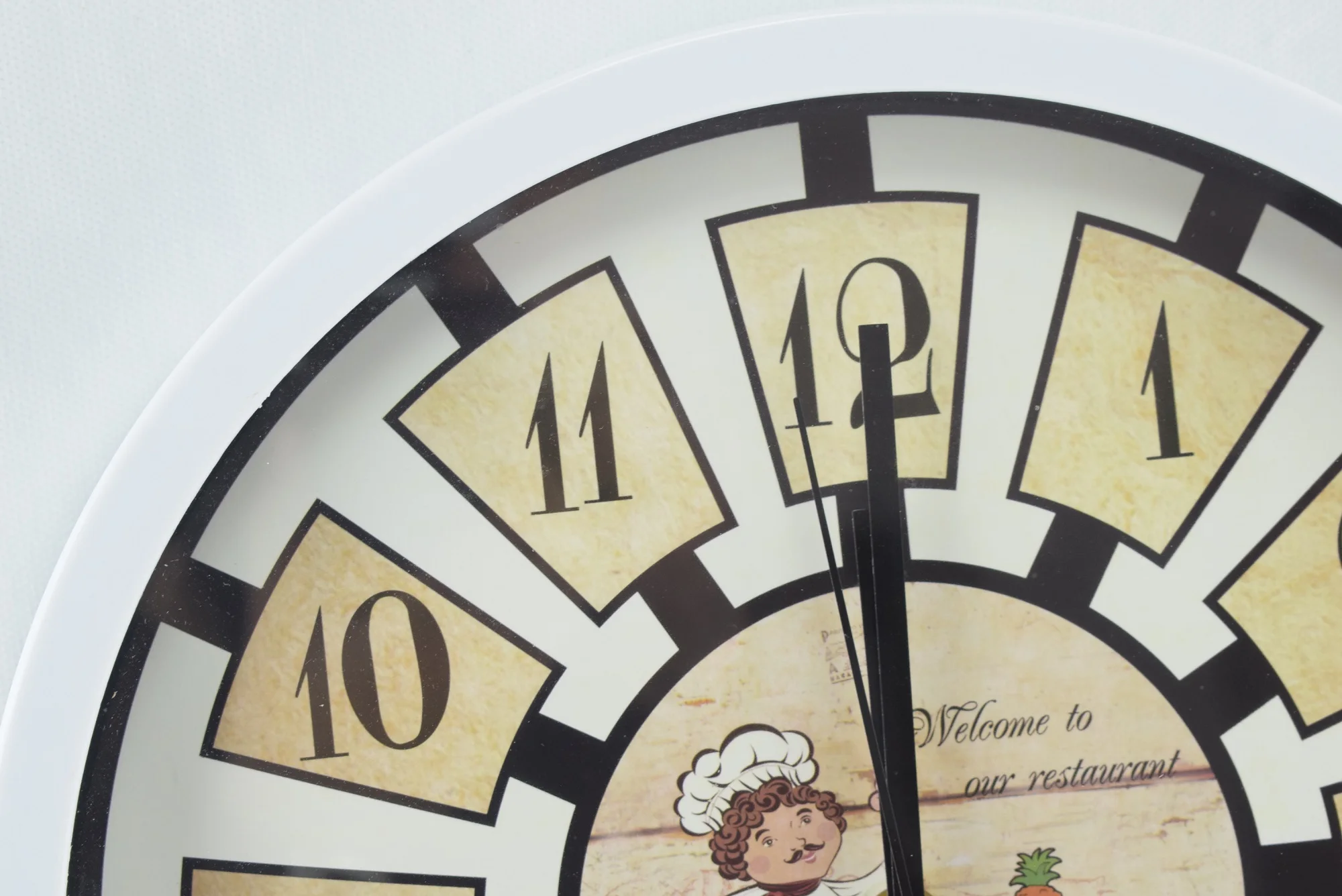 680 - Horloge murale ronde à Quartz, à la mode, simple, balayage silencieux - ABL-495A