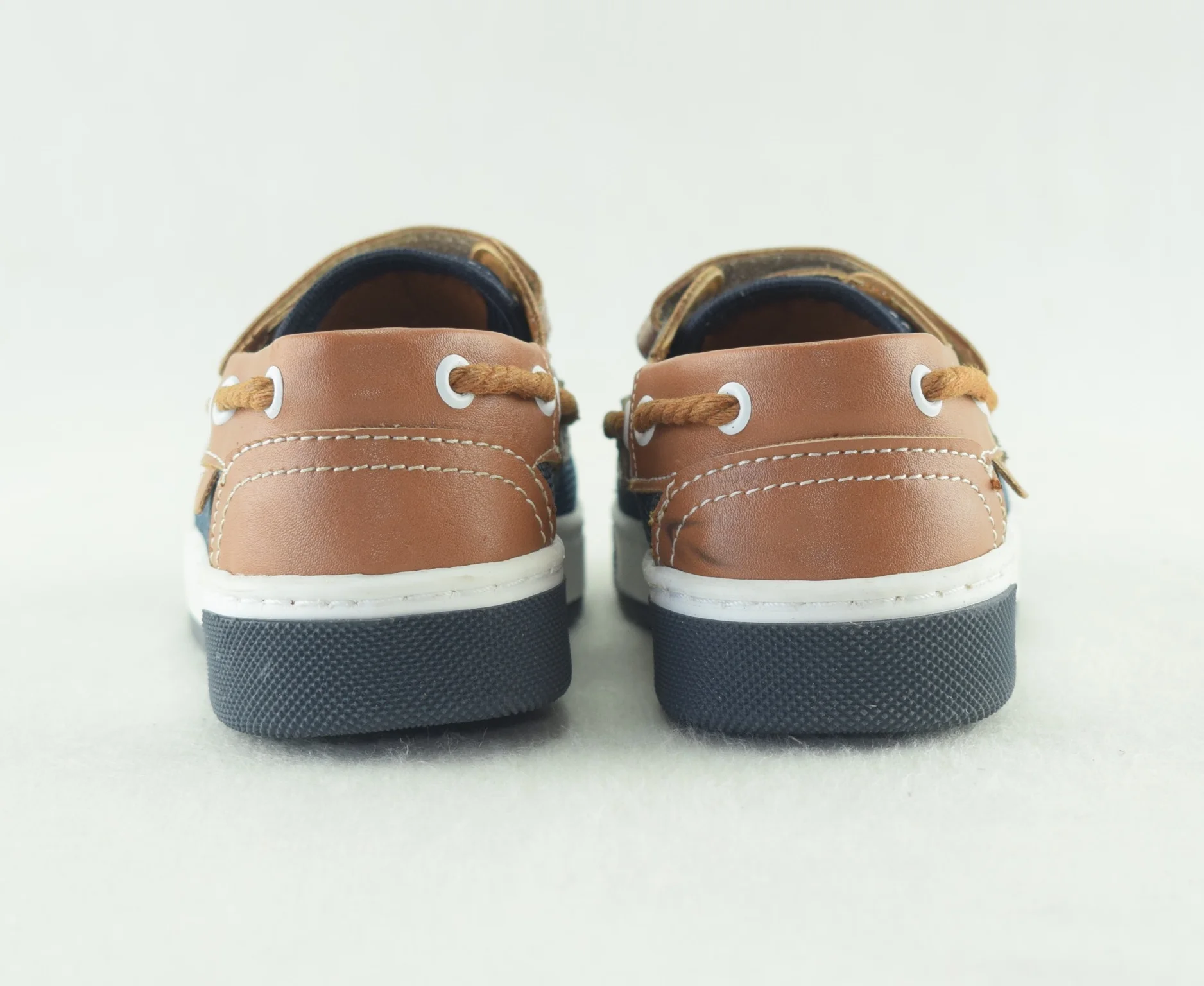 699-mocassins pour enfants style nautique