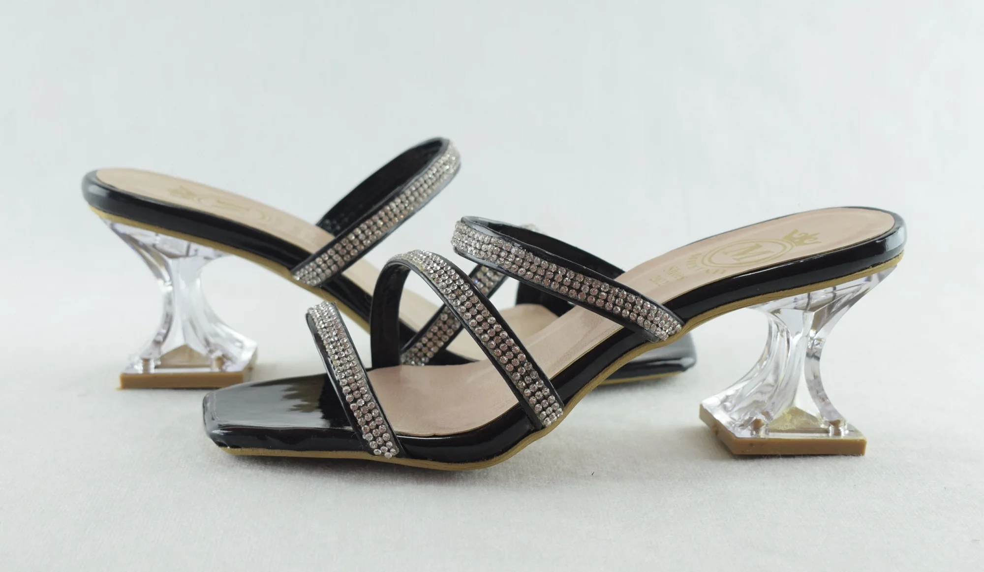 444-sandales élégant pour femme avec talon transparent 2023-2024 Noir