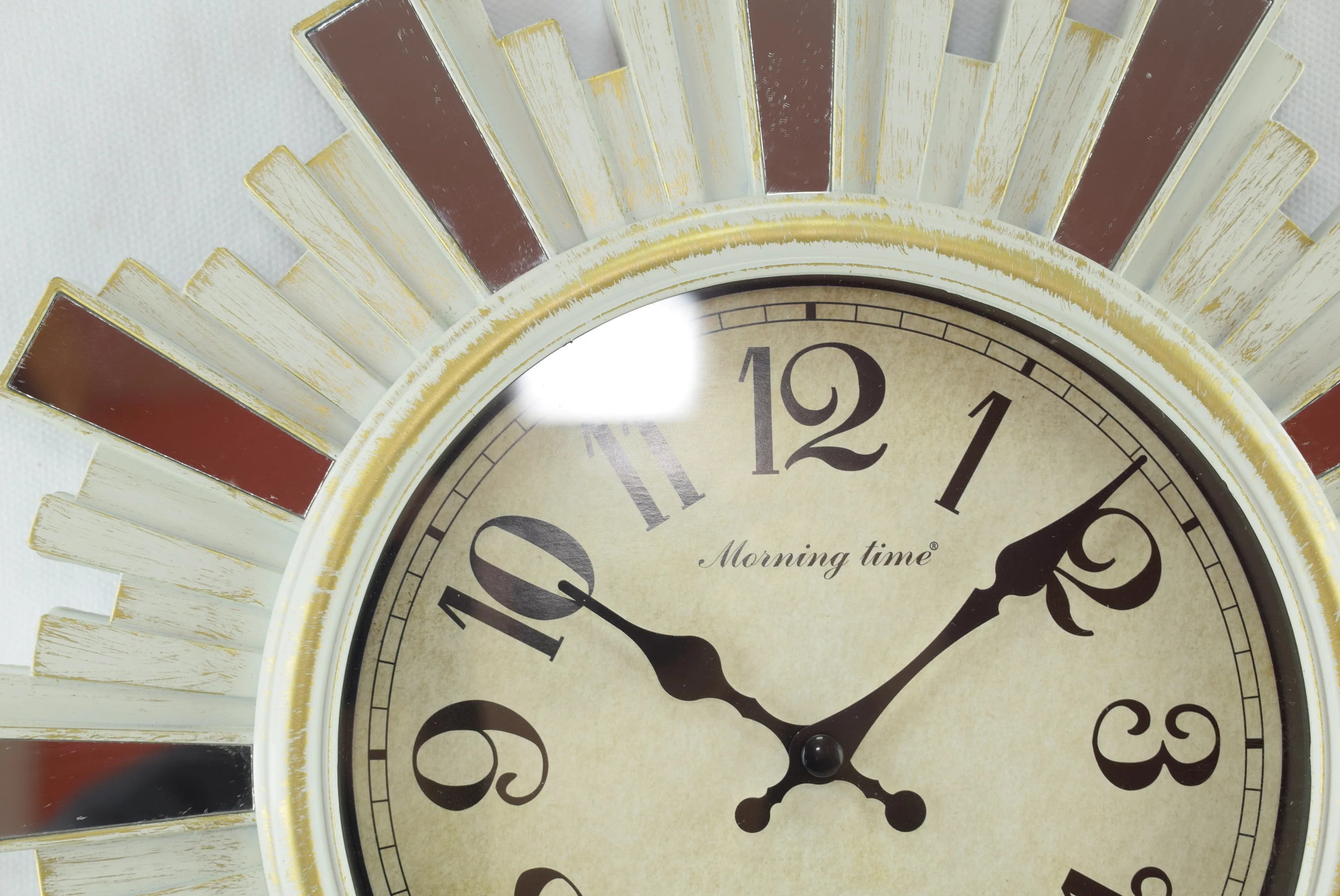 395 - Horloge et deux mirroir pour décoration