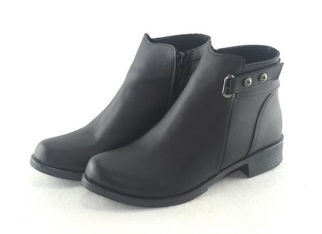 538 - Bottes pour femme chic en cuir tendance hiver 2023 - Noir