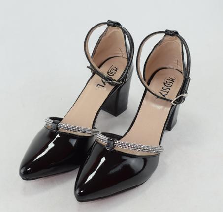 340 - Escarpins à bout pointu à talons hauts à bride de cheville - Noir