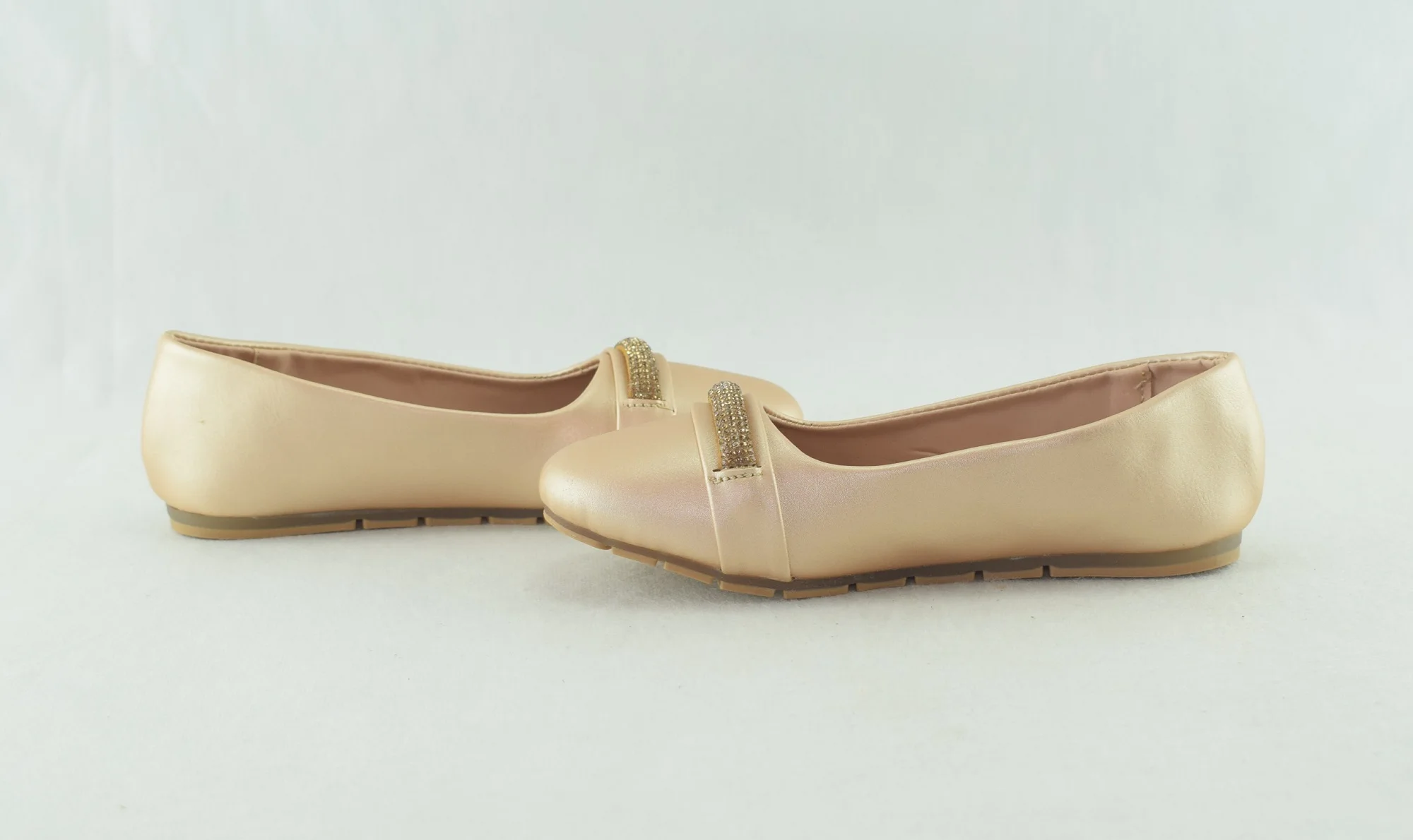 740-Mocassin fille élégant et léger - doré