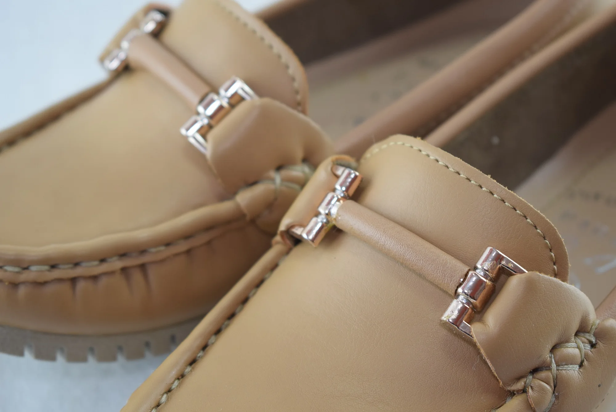412 - Mocassins pour femme tendance 2023 -2024 beige