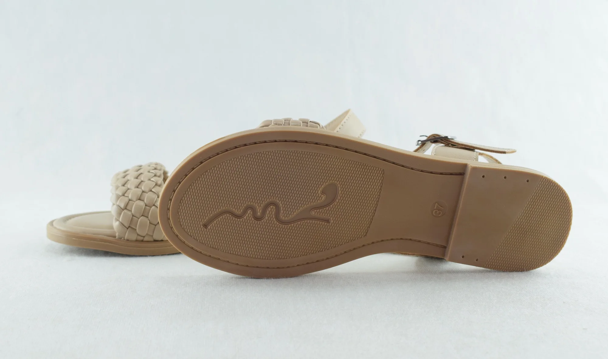 443-Sandales femme plate et légère tendance 2023-2024 Beige