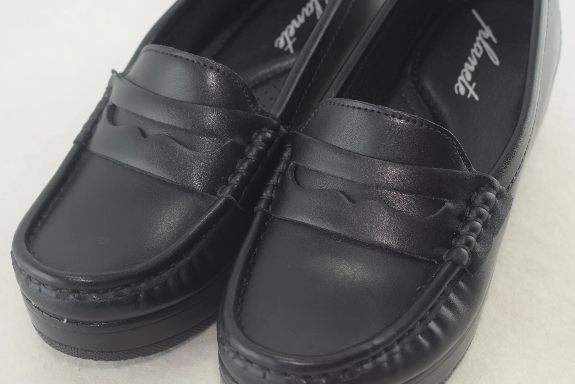 909 - Mocassins pour femme tendance 2024 - Noir