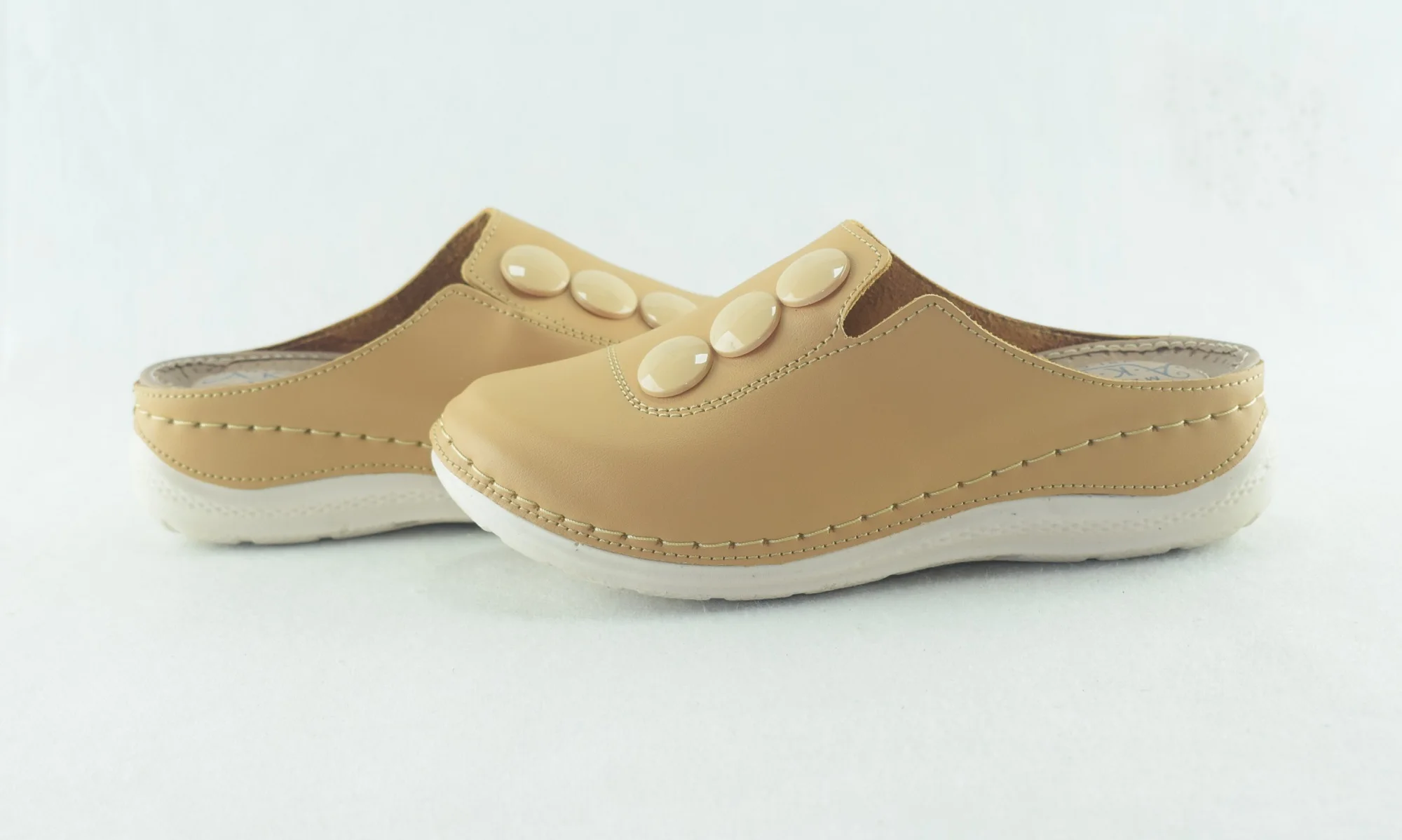 595 - Sabot medicale pour femme tendance 2023- Marron