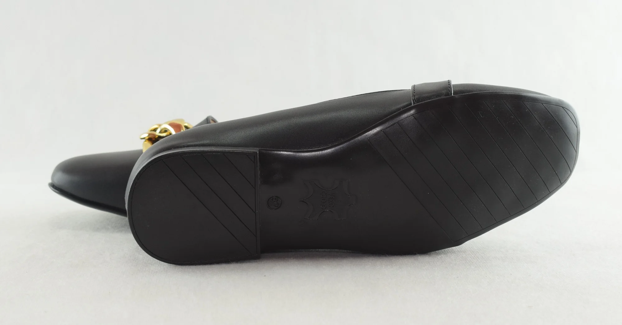 446 - Chaussures pour femme très légères et simple Noir