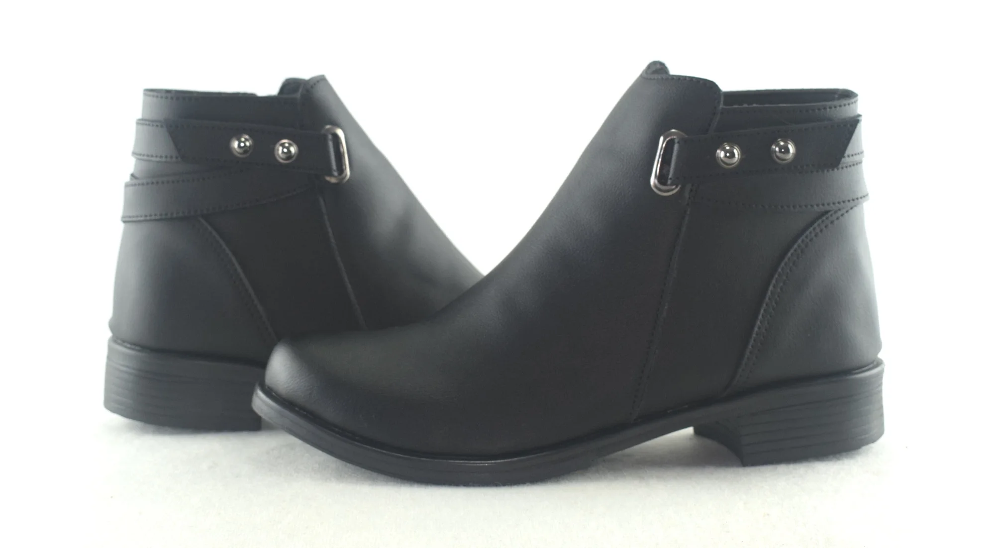 538 - Bottes pour femme chic en cuir tendance hiver 2023 - Noir