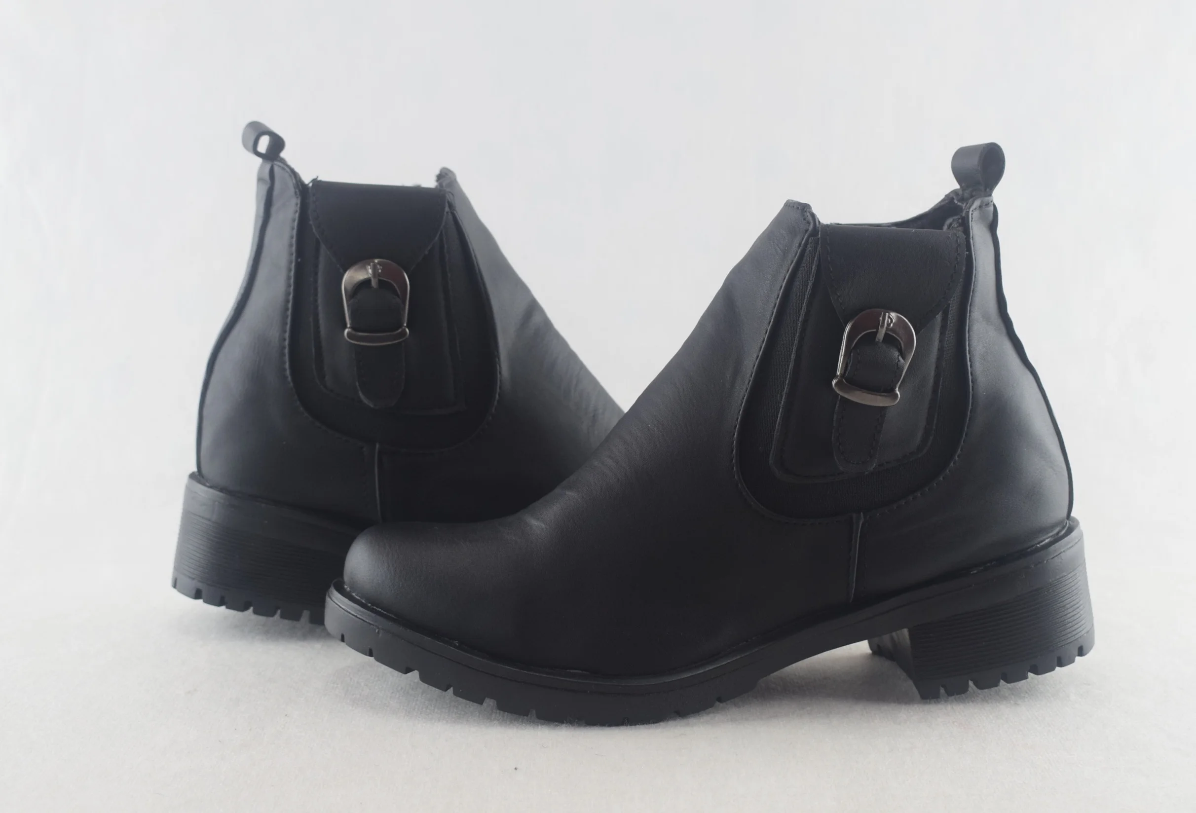 525 - Bottes élégantes pour femme en cuir tendance hiver 2023 - Noir Mat