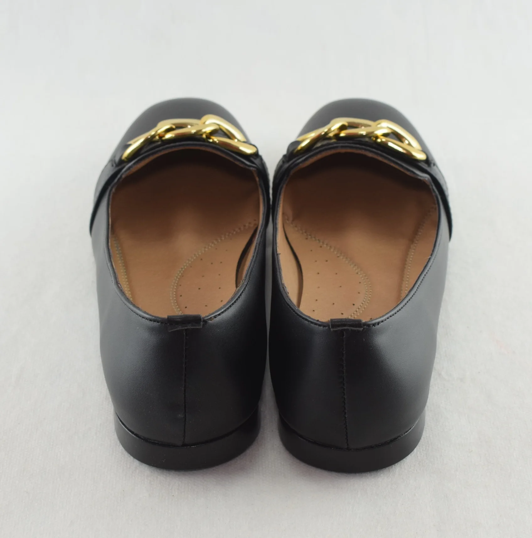 446 - Chaussures pour femme très légères et simple Noir