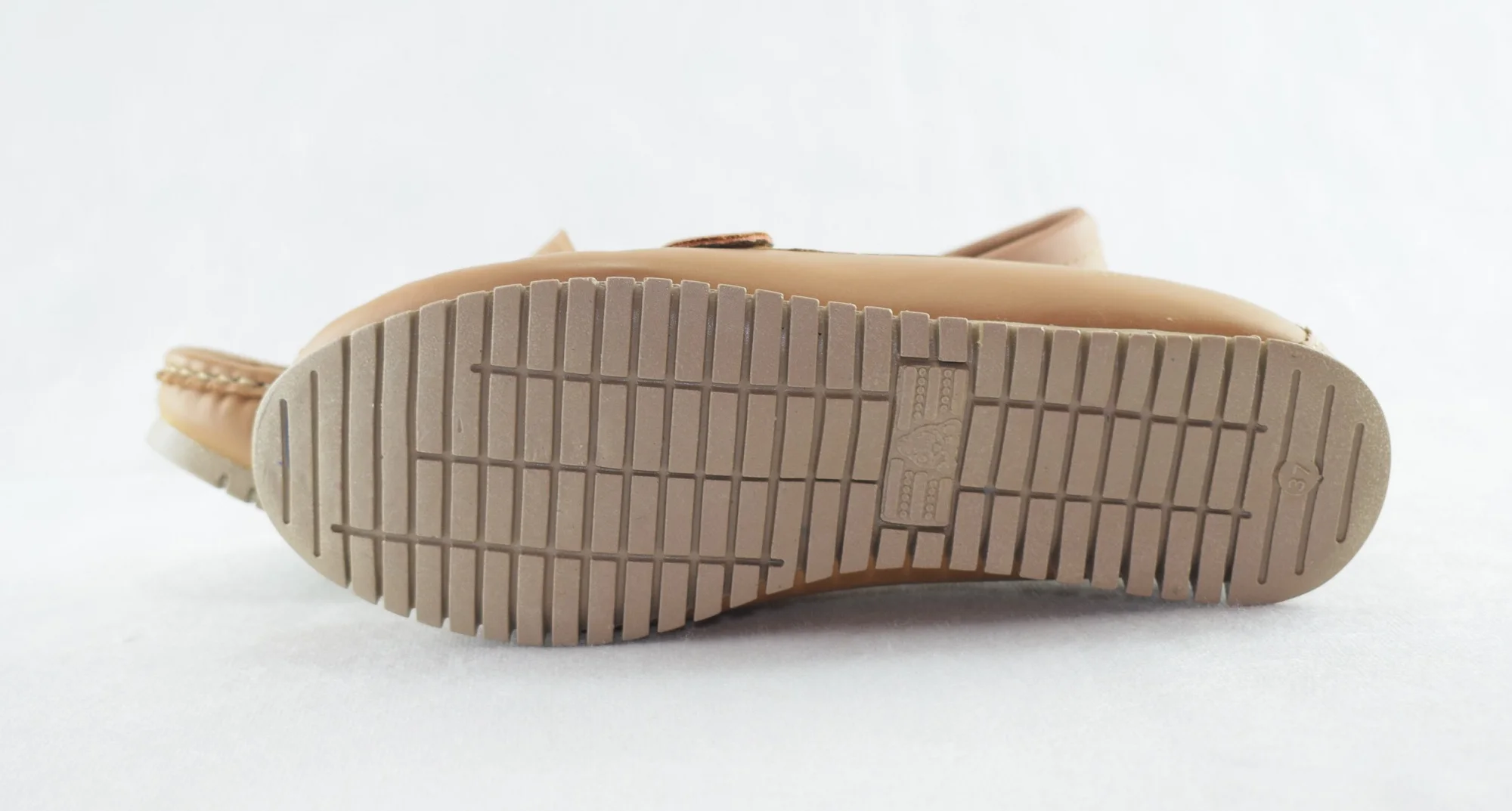 412 - Mocassins pour femme tendance 2023 -2024 beige