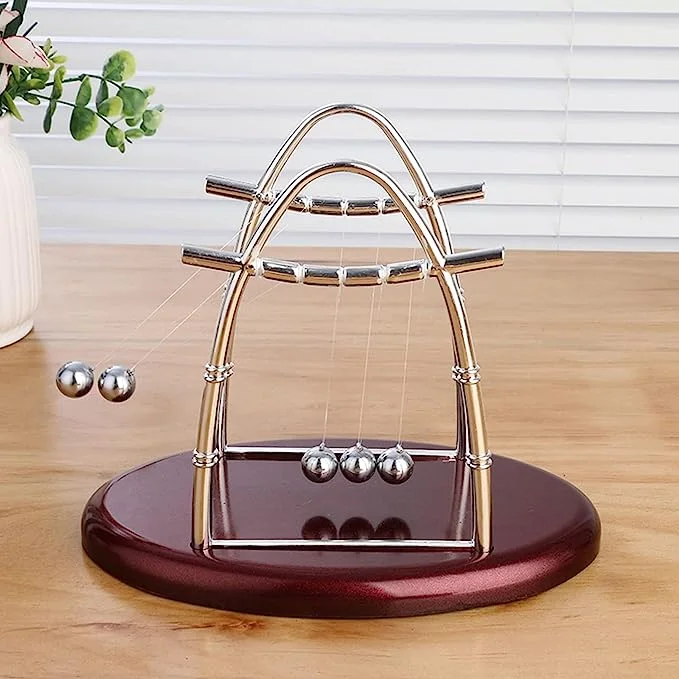 790 - Newton berceau Pendule Balance Decoration Bureau