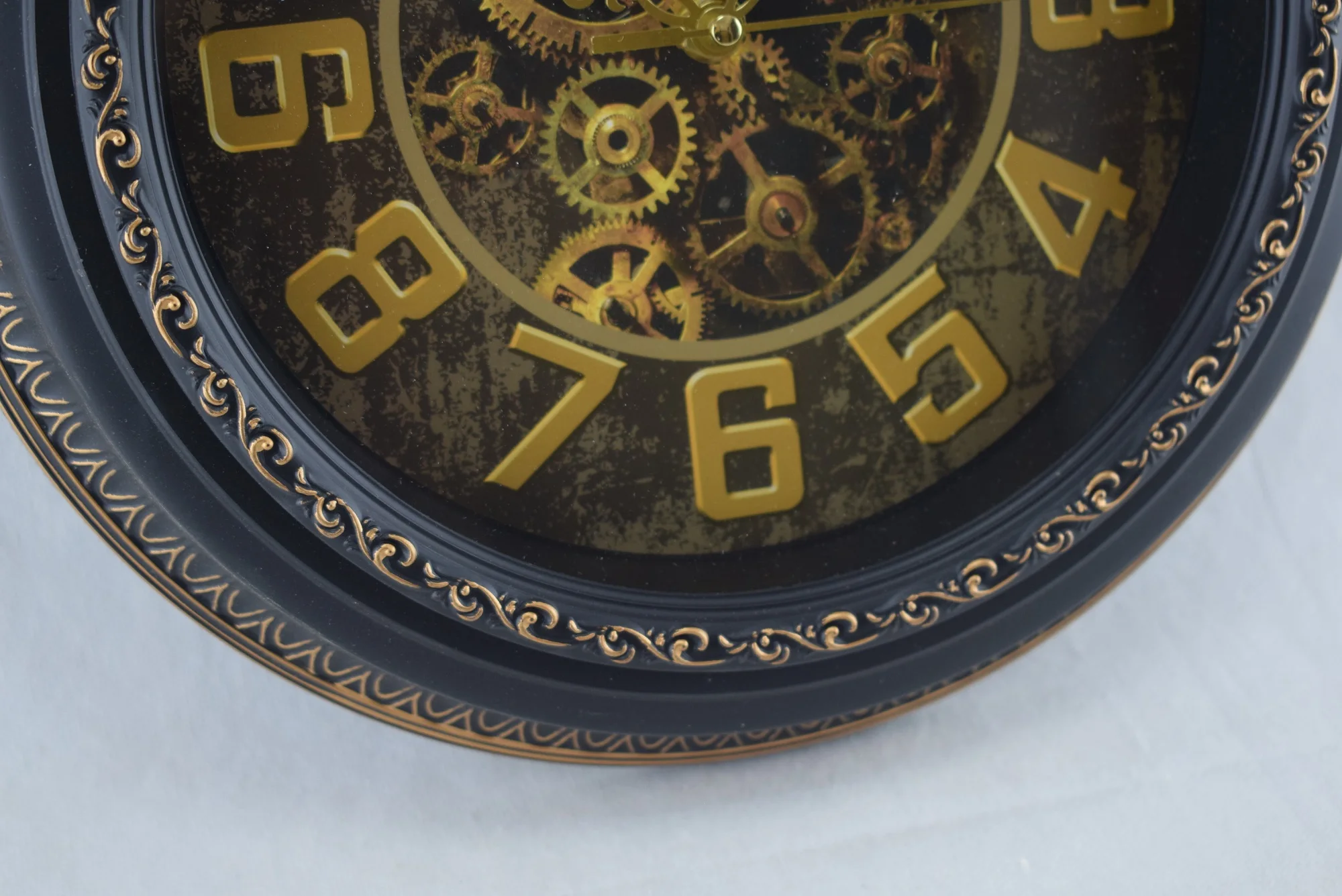 761 - Horloge murale ronde à quartz 2023 - ABL-492