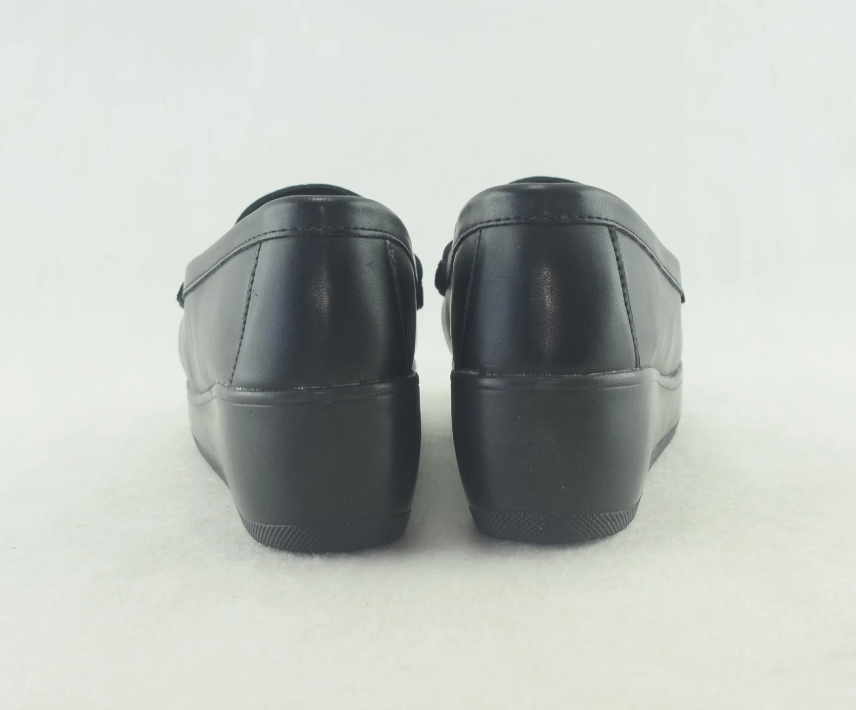 909 - Mocassins pour femme tendance 2024 - Noir