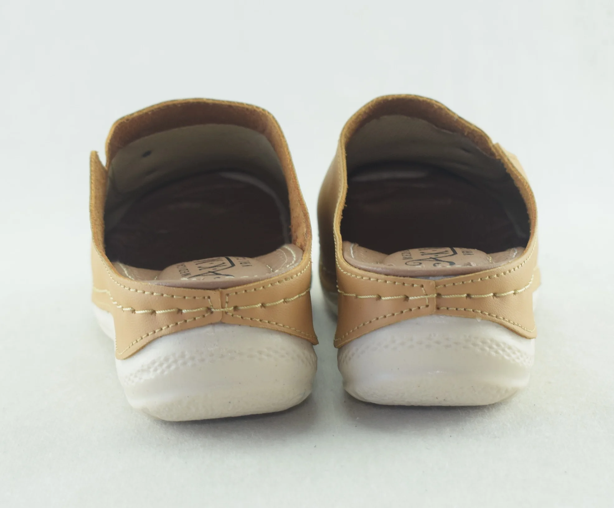 595 - Sabot medicale pour femme tendance 2023- Marron