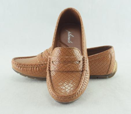 806 - Mocassins pour femme tendance 2023 - 2024  Marron