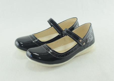 596-Chaussure fille Noir mode 2023-2024