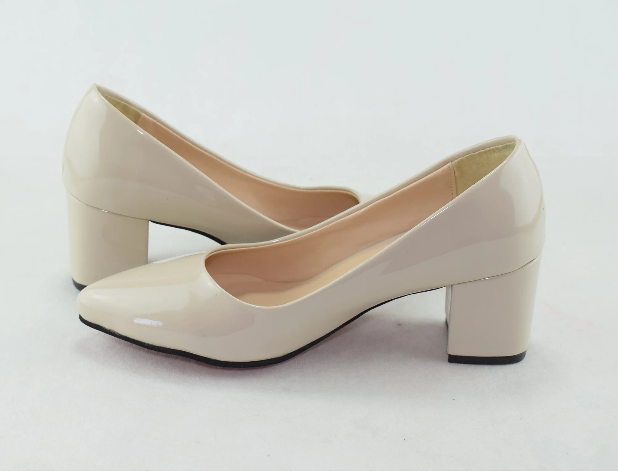 339 - Escarpins chaussures femme à talon haut avec sac - Beige