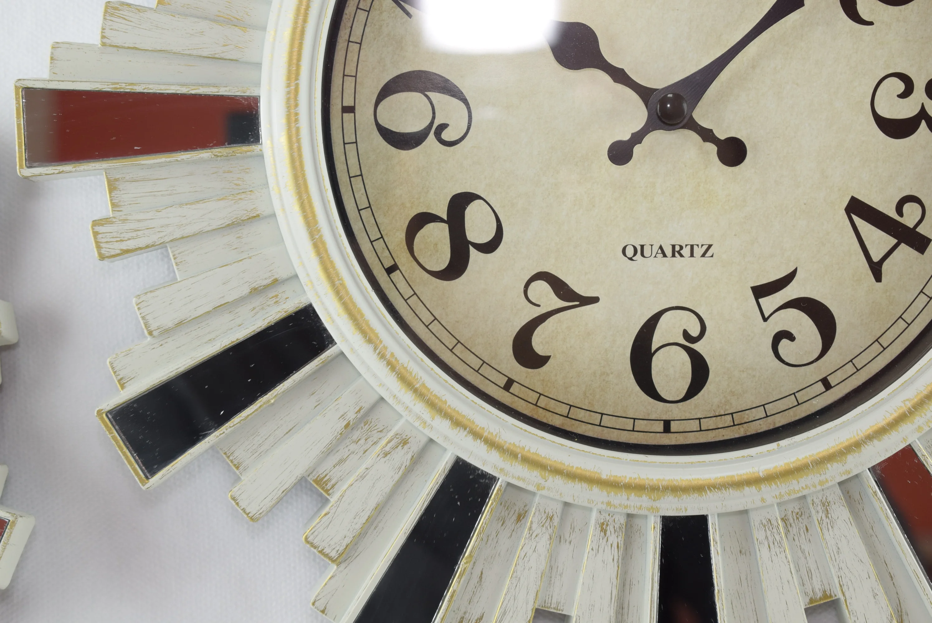 395 - Horloge et deux mirroir pour décoration