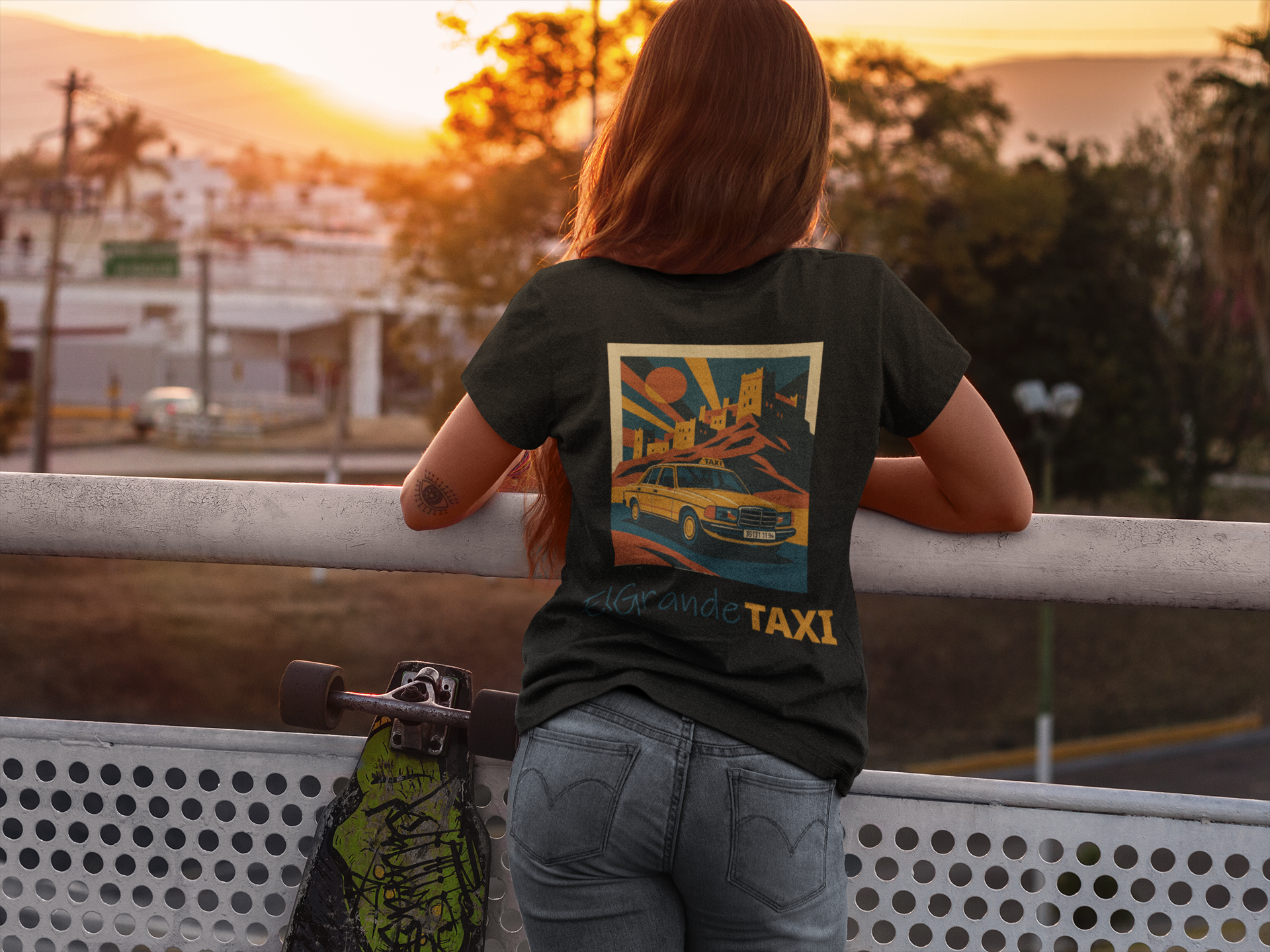 T SHIRT - OVERSIZE - ELGRAHND TAXI