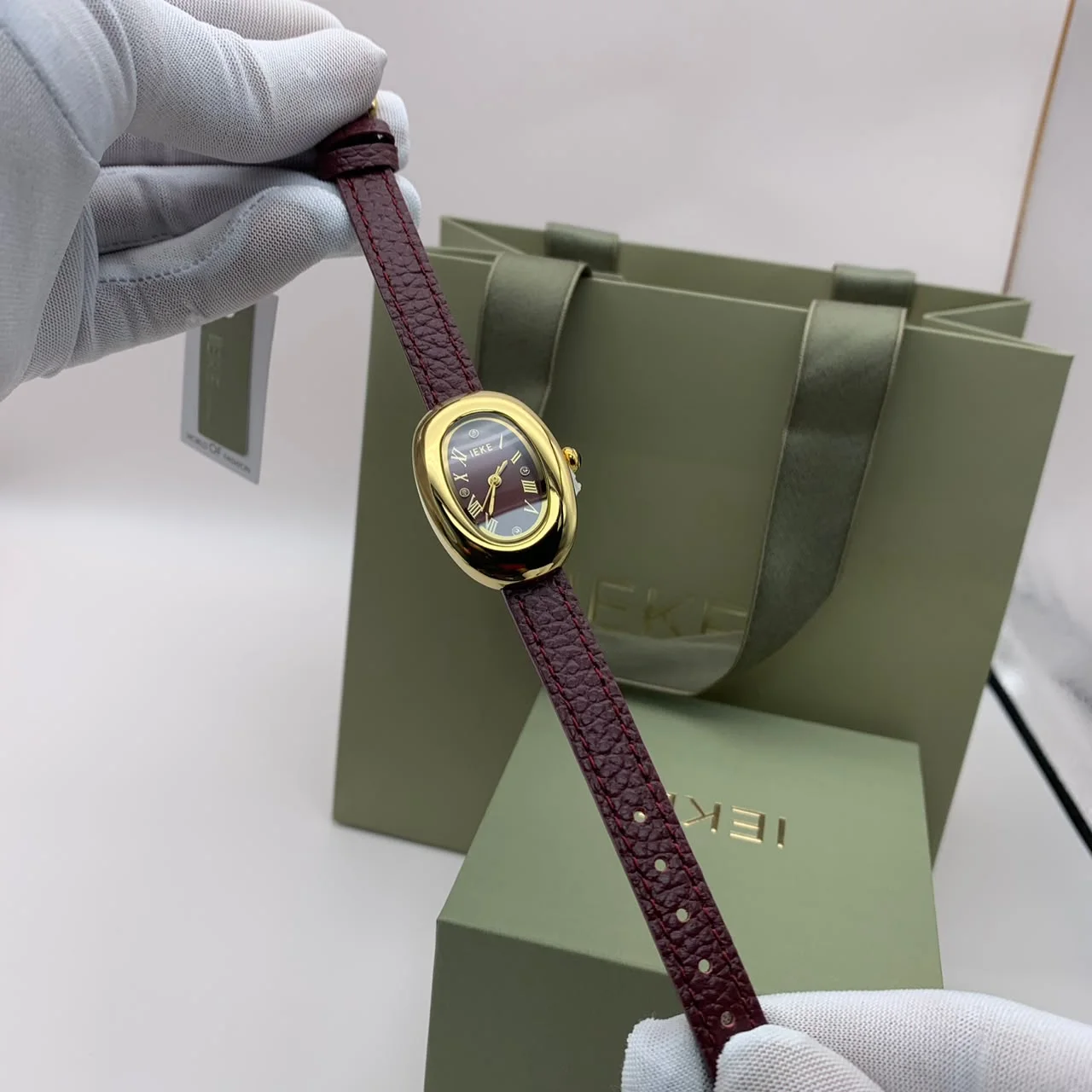 Montres Cuir IEKE