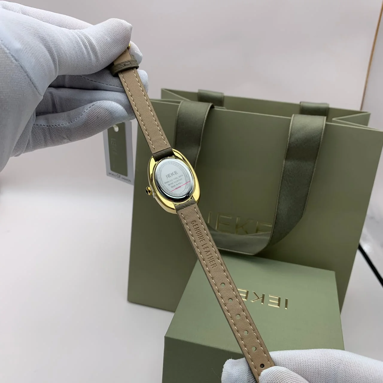Montres Cuir IEKE