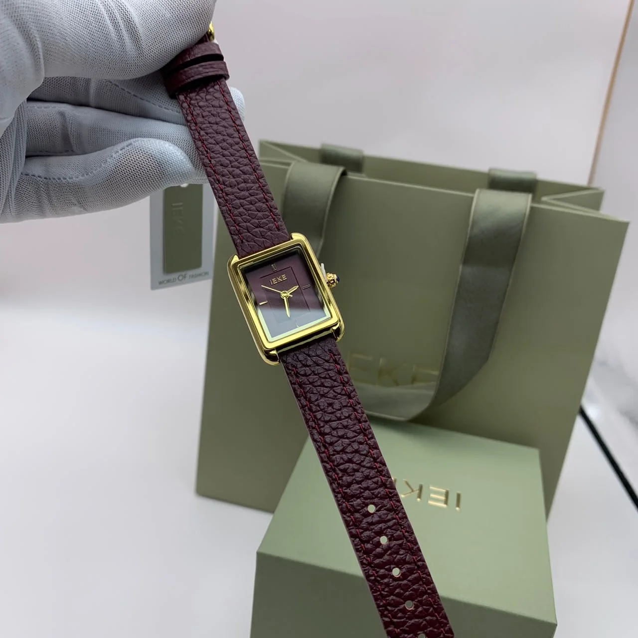 Montres Cuir IEKE