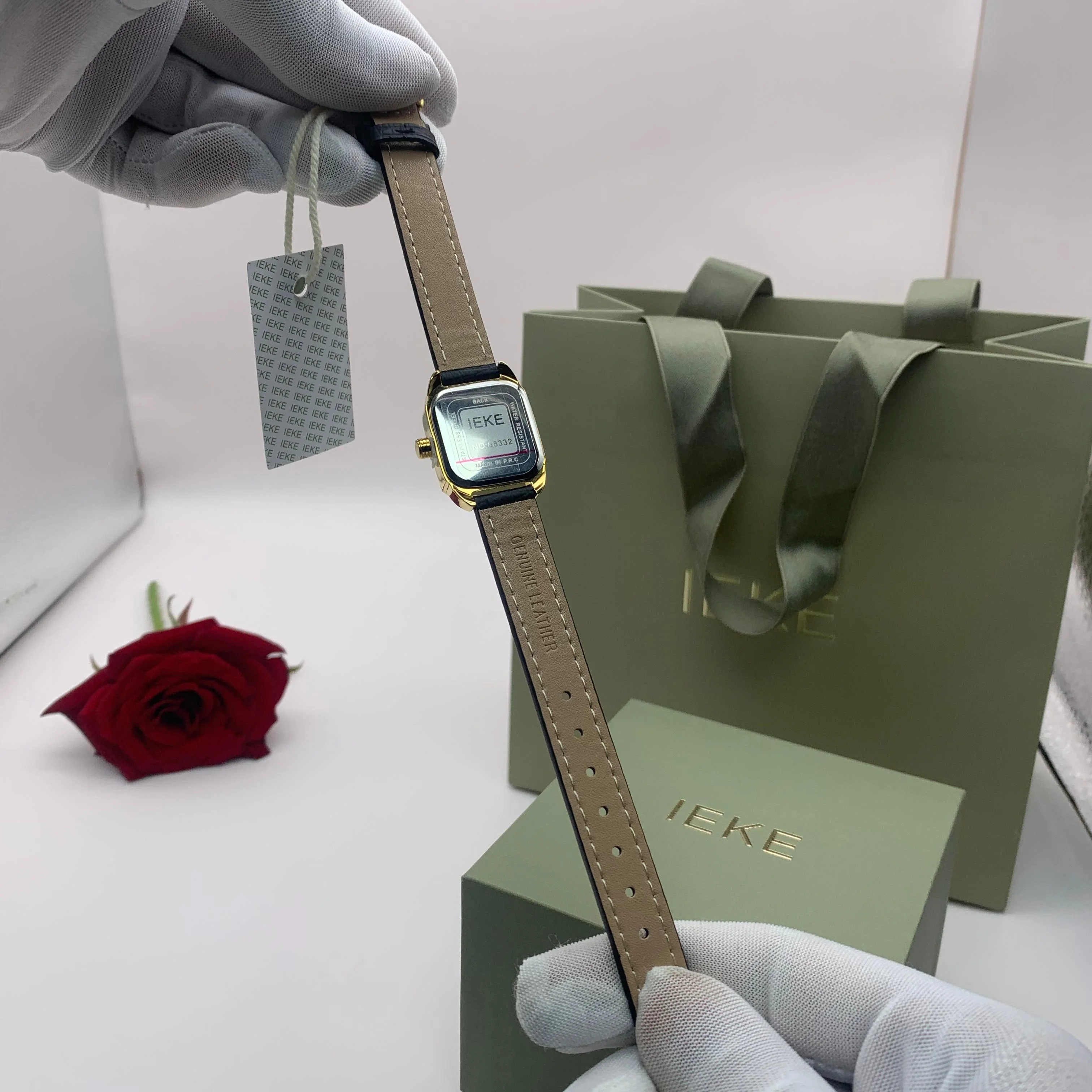 Montres Cuir IEKE