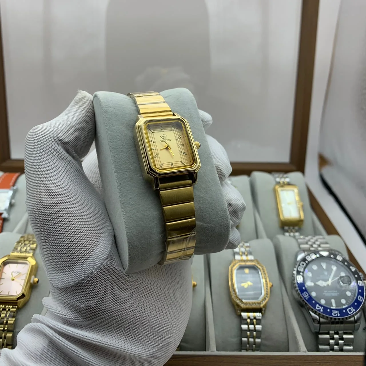 ساعة نسائية ROLEX