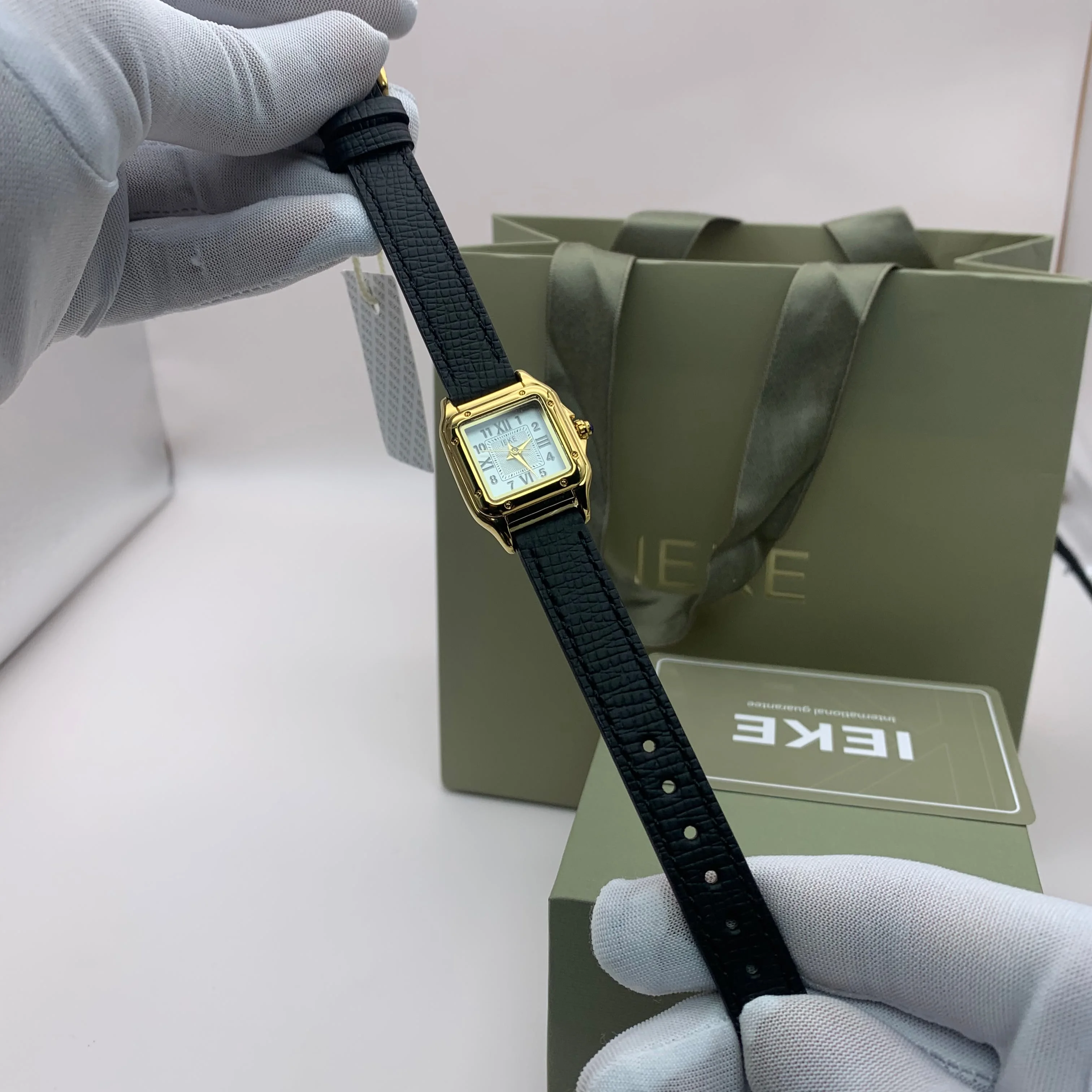 Montres Cuir IEKE