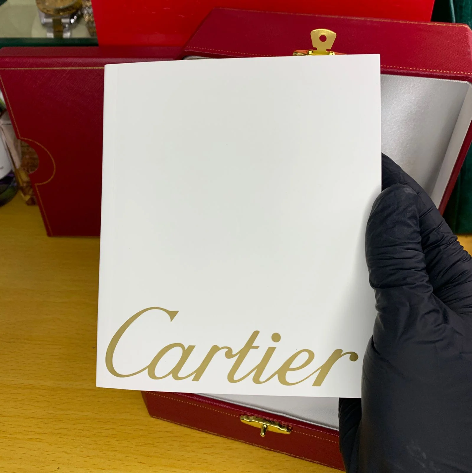 CARTIER AVEC BOITE (copy)